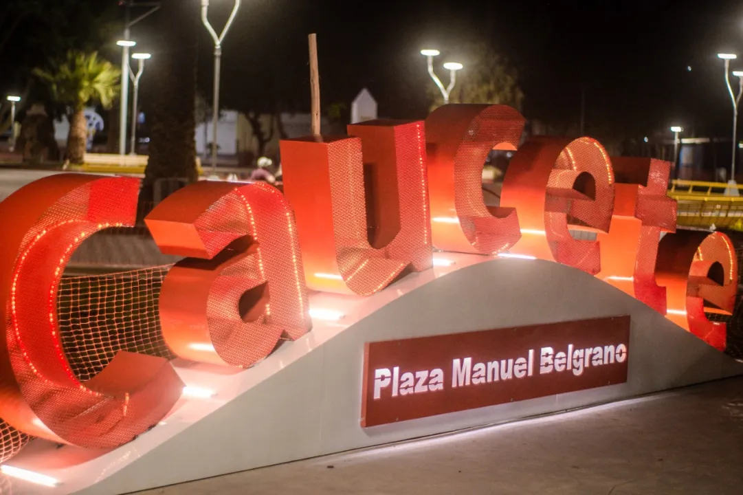 Inauguran la remodelación de la plaza de Caucete