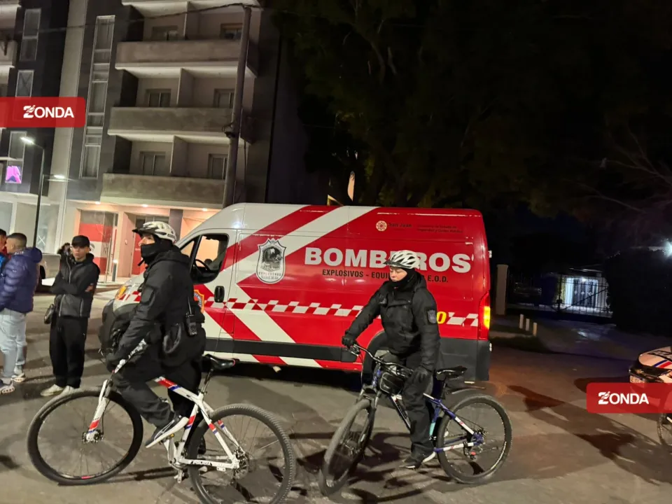 Lali en San Juan Amenaza de Bomba