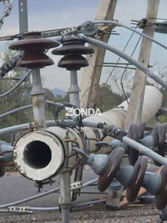 choque anchipurac camion postes de alta tension 