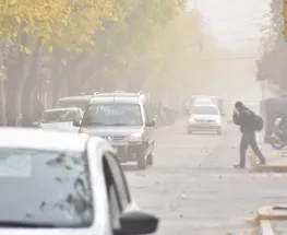 Pronostican Zonda en la precordillera y fuertes tormentas en el este de San Juan