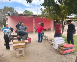 Entregaron semillas a productores afectados por la ruptura del canal en Albardón