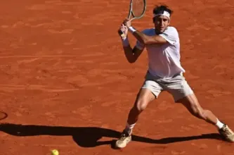 Etcheverry cayó ante Borges y quedó fuera en Barcelona tras un cierre controvertido