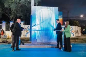 Rawson rinde homenaje eterno al papa Francisco con un nuevo monumento y la imposición de su nombre al parque provincial