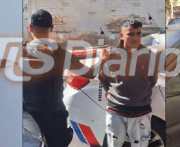 Un vecino redujo a un sospechoso tras daños y sustracción en vehículos estacionados en Capital