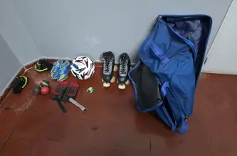 Cayó un sospechoso tras robar un bolso de hockey de un vehículo estacionado