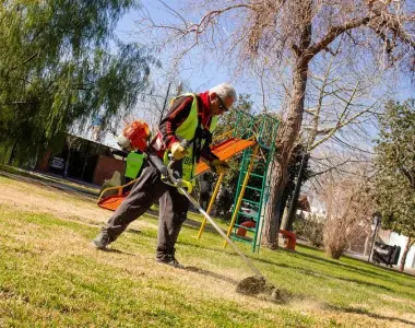 La Ciudad difundió el esquema semanal de cuidado de plazas y espacios verdes