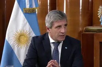 Caputo ratificó el rumbo económico y afirmó que Milei buscará otro mandato en 2027