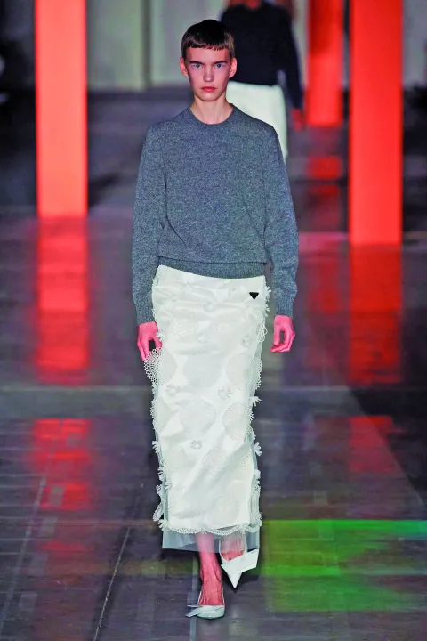 00001-prada-fall-2023-ready-to-wear-credit-gorunway.jpg