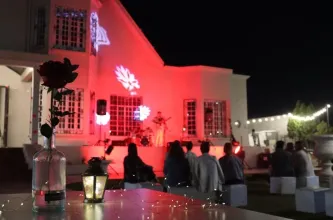 Escarlata llega al Chalet Cantoni con una noche íntima de canciones y cruces musicales