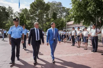 Orrego renovó la cúpula policial, presentó la nueva Plana Mayor y entregó movilidades para reforzar la prevención