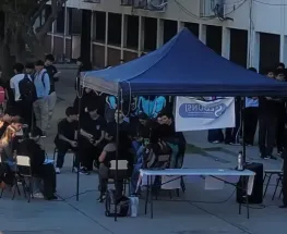 Familias de colegios preuniversitarios cuestionan actividades gremiales en horario de clases