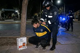 Una campera de Boca permitió identificar a un ladrón y derivó en una condena efectiva
