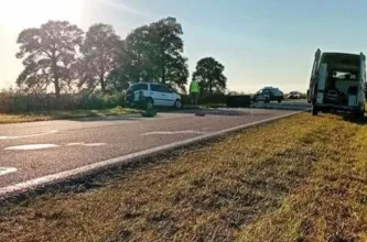 Un bebé de dos meses resultó expulsado de un auto que volcó en Santa Fe