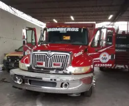 Chimbas incorporó una ambulancia donada desde Estados Unidos en el Día del Bombero Voluntario