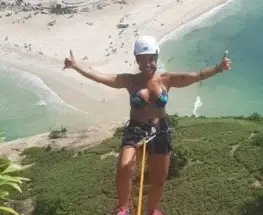 Murió una mujer durante una actividad de rapel en una zona turística