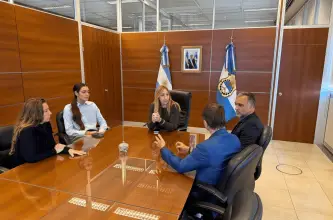 Palma recibió a referentes alemanes en una visita vinculada a una capacitación sobre comunicación