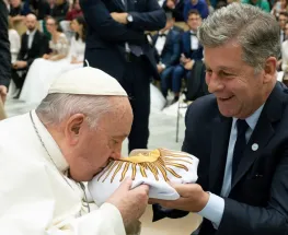 Francisco realizó en el Vaticano la experiencia "Pisar Malvinas"