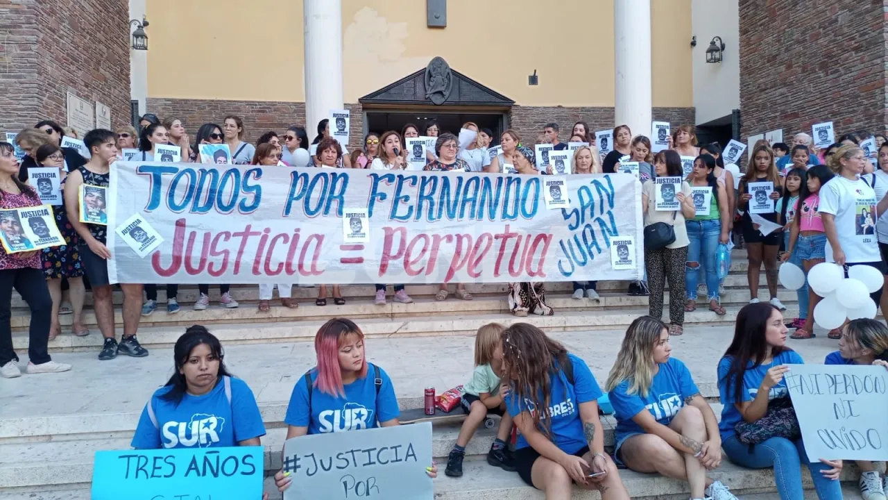  MARCHA EN SAN JUAN POR FERNANDO BAEZ SOSA