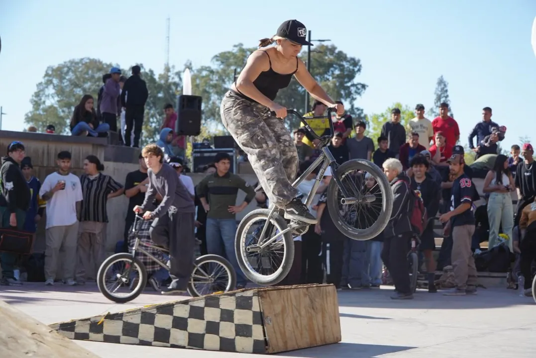 WhatsApp Image 2025-09-21 at 10.57.07 PM (1).jpeg