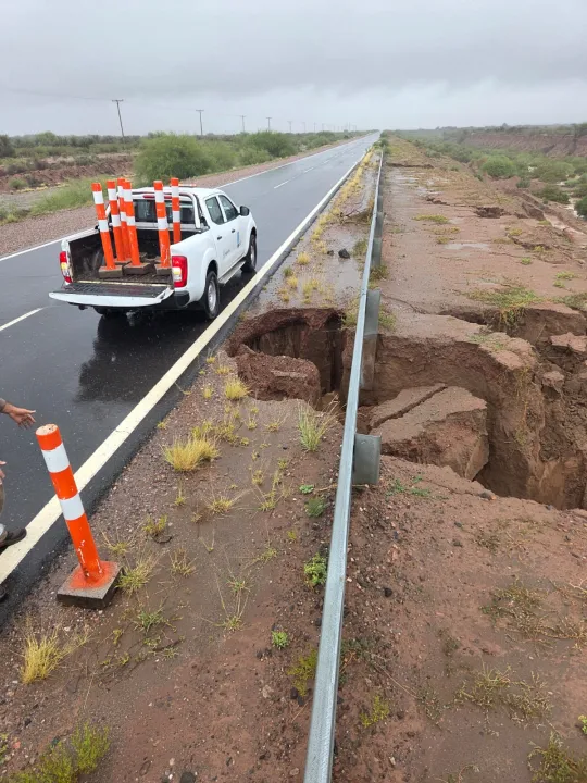 lluvia ruta socavón daños 