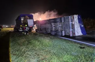 Una mujer murió en Córdoba tras el choque e incendio de su auto con un camión