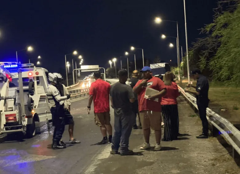 Impactante choque en Circunvalación dejó tres vehículos dañados pero ningún herido