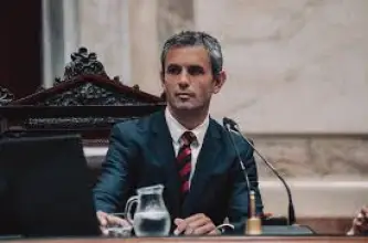 Menem descartó el Congreso para la despedida del Indio Solari por razones de seguridad