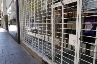 El sector privado formal cerró marzo con 14.044 empleadores menos y 25 meses seguidos de baja