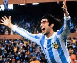 Kempes respaldó a la selección argentina y desestimó acusaciones sin sustento