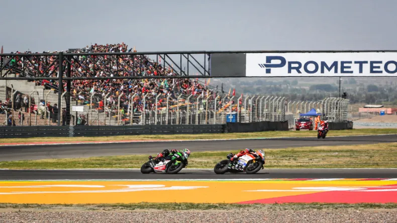 Publico en el Villicum 1.jpg