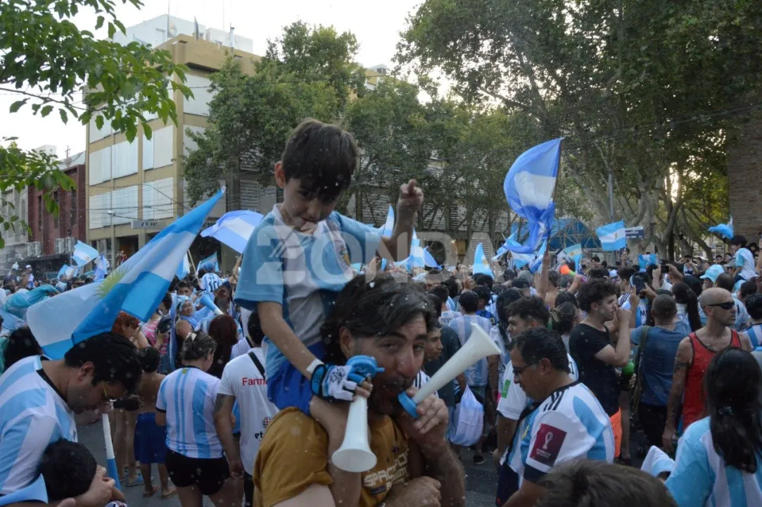 caravana sanjuanina por el mundial (9).jpg