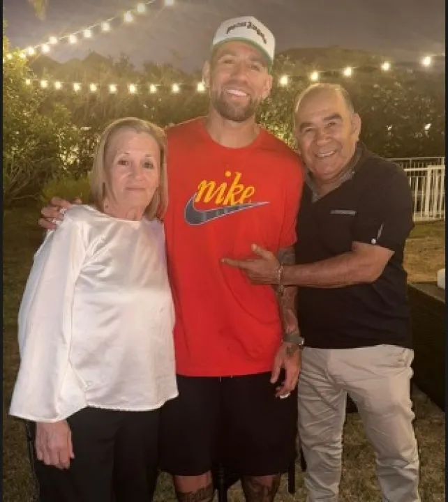 Navidad de Otamendi.jpg