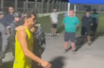 Gustavo Naveda, jugador de Trinidad, recibe sanción ejemplar por agresión a Erick Sterman