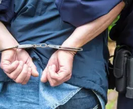 Robaron gallinas de un galpón y terminaron detenidos tras intentar escapar