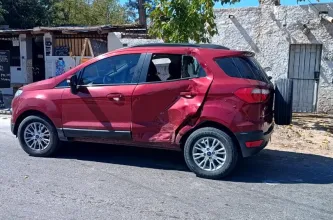 Choque entre una moto y una camioneta dejó a un herido grave en Rawson