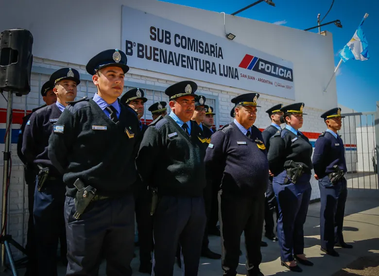 Vecinos de Buenaventura Luna reclamaron patrullaje ante una seguidilla de robos en Rawson
