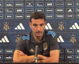 Scaloni ajusta el equipo y sigue de cerca la evolución de Tagliafico