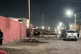 Un joven de 18 años quedó grave tras recibir tres disparos en el B° Los Toneles