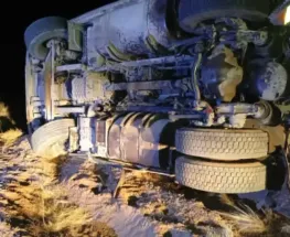 Dos camiones chocaron en la Ruta 141 y un chofer fue trasladado de urgencia a San Juan