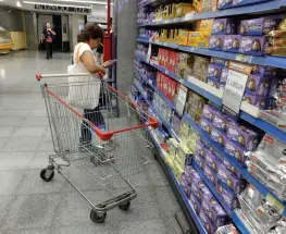 Supermercados: mayo dejó nuevas bajas en los rubros de mayor peso
