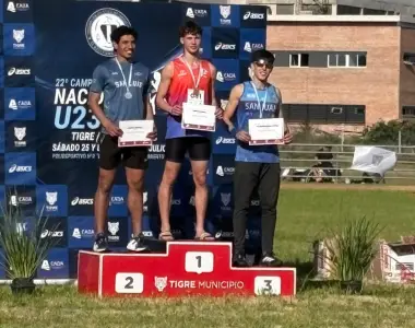 Valentín Ramos volvió al 100% y celebró su regreso al podio tras superar una dura lesión