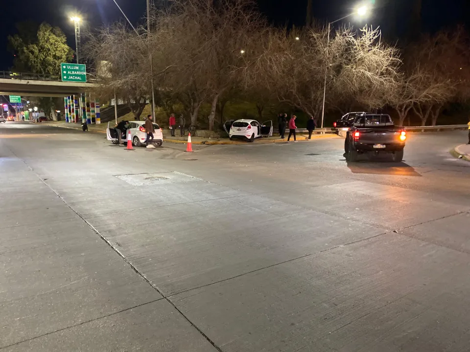 5ef821cb-8c3e-4695-9c90-8631de9f57f6.jfif