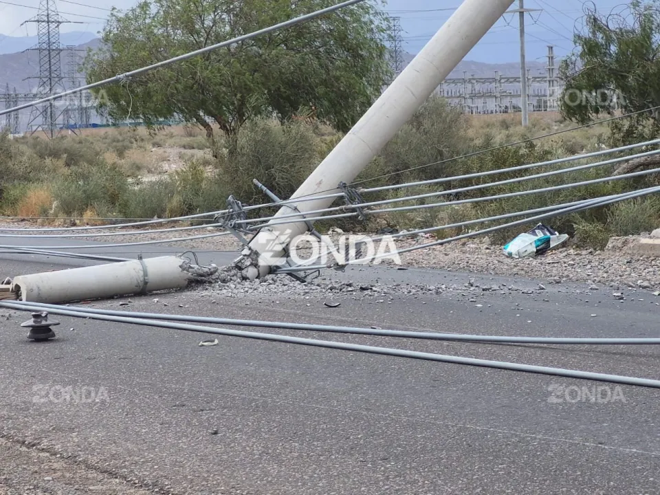 choque anchipurac camion postes de alta tension 