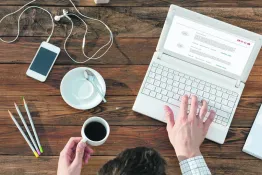 Descubre 10 trabajos remotos que pagan hasta 80 dólares por hora y pocos conocen