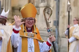 León XIV felicitó a Sarah Mullally, primera mujer  Arzobispo en Canterbury