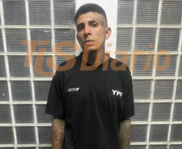 Cayó tras huir en una moto robada y arrojar una pieza con la patente