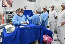 La provincia amplió cirugías, servicios y obras para acercar la atención a los departamentos