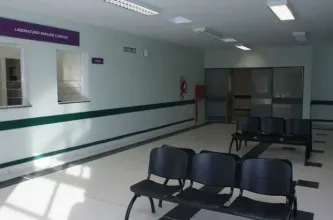 Condenan a una policía por dejar salir a una detenida que luego se fugó en Albardón