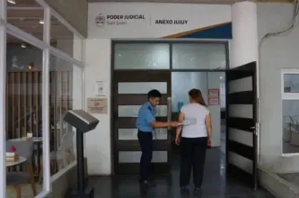 Seis empleados admitieron pintadas en Tribunales y la Corte activó un sumario interno