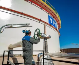 Las exportaciones energéticas se dispararon y llevaron el superávit a un récord histórico